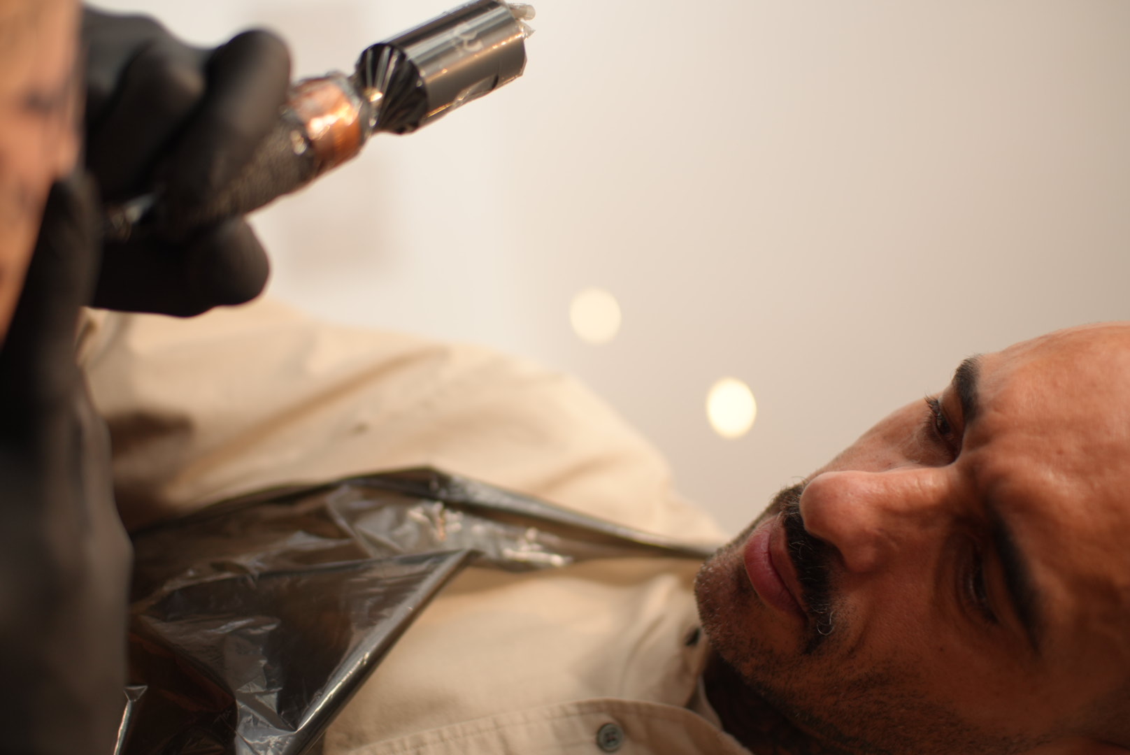 Portrait of Taioba at work in the studio